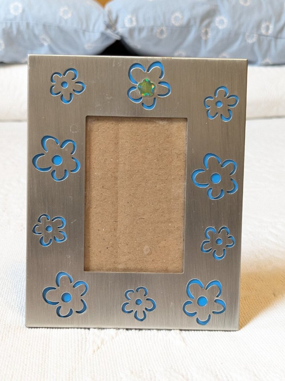 Silver Toned Metal Picture Photo Frame Metal Flowers 4”x5” For 2”x3” Photo